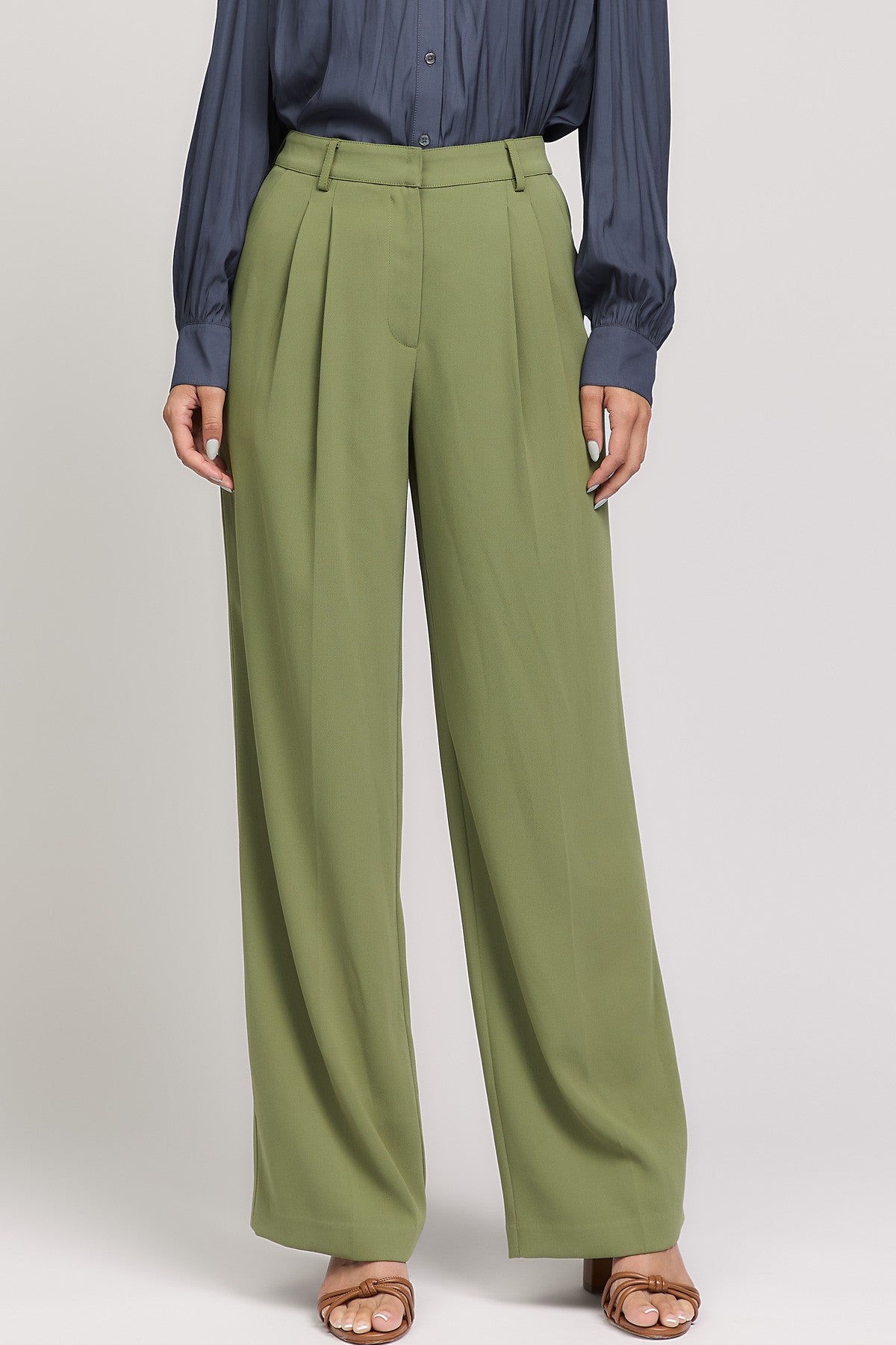 The Olive Trouser