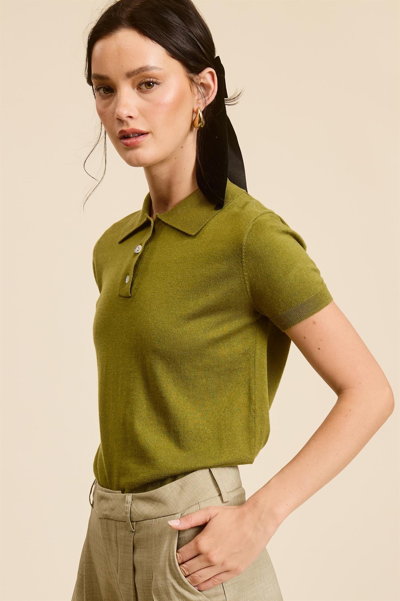 Short Sleeve Knit Collared Top