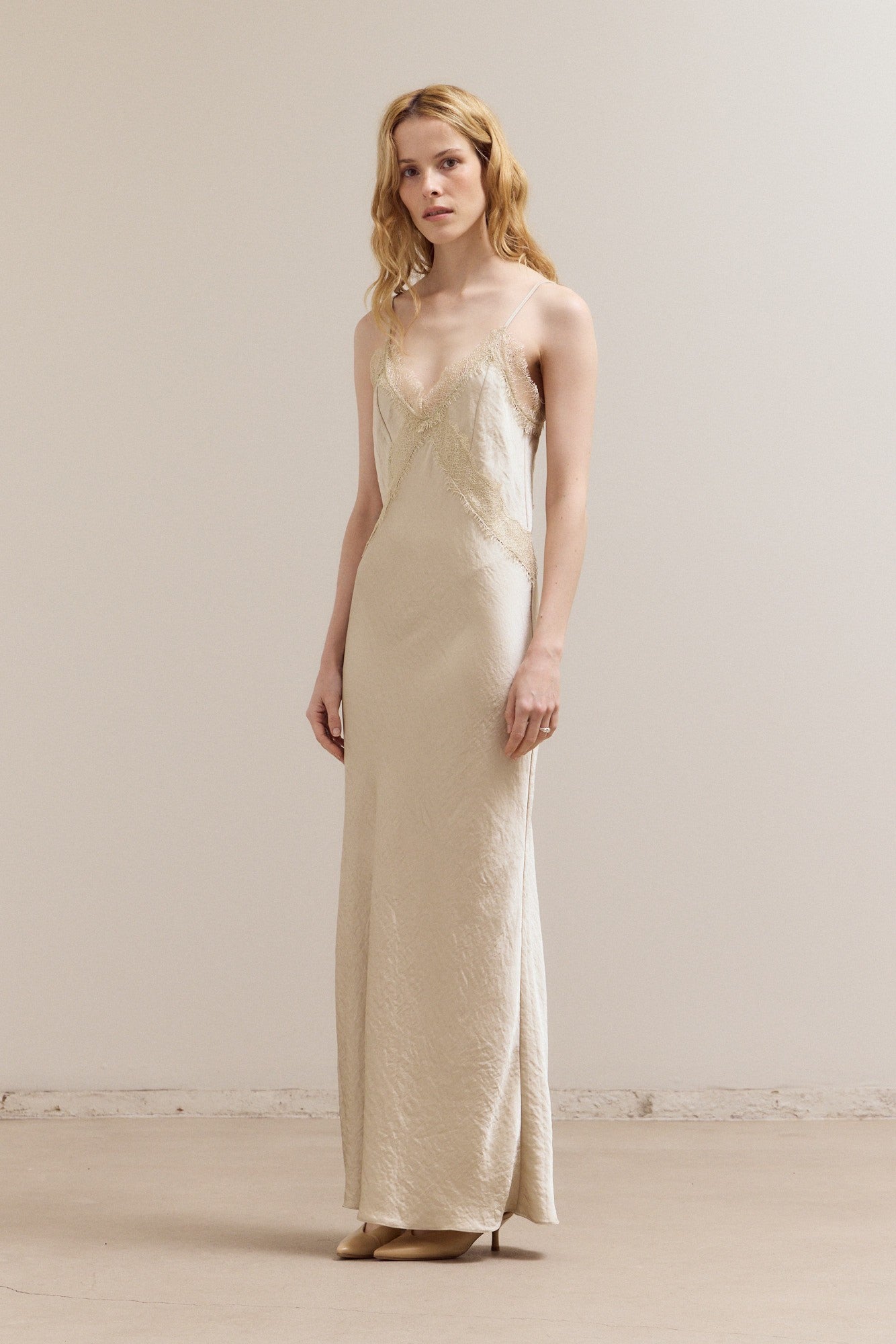 Lace Detail Maxi Dress